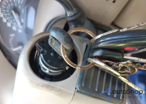 2000 Buick Century Custom z USA, uszkodzony, nr VIN 2G4WS52J1Y1344827